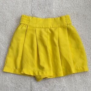 Zara Trafaluc Bright Yellow Pleated Skort
